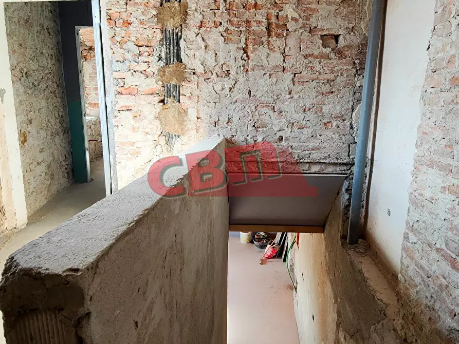 Immagine 18 di Appartamento in vendita  a Livorno