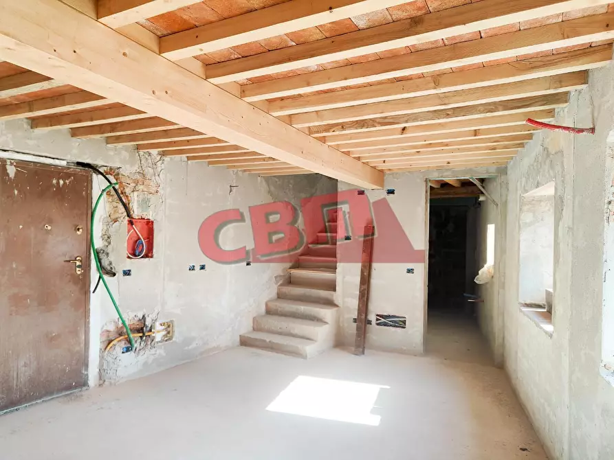 Immagine 4 di Appartamento in vendita  a Livorno