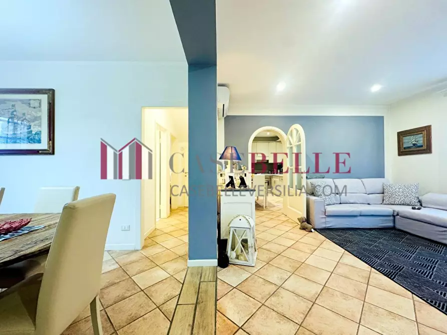 Immagine 4 di Casa indipendente in affitto  a Forte Dei Marmi