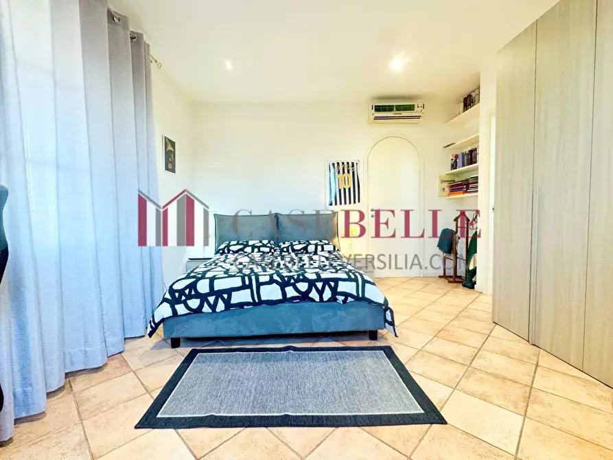 Immagine 40 di Casa indipendente in affitto  a Forte Dei Marmi