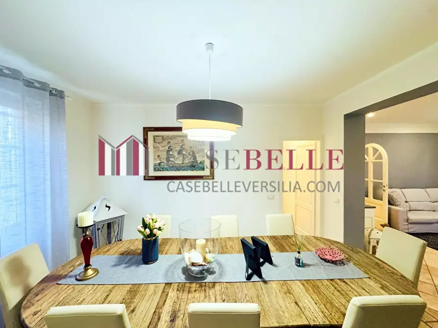 Immagine 12 di Casa indipendente in affitto  a Forte Dei Marmi