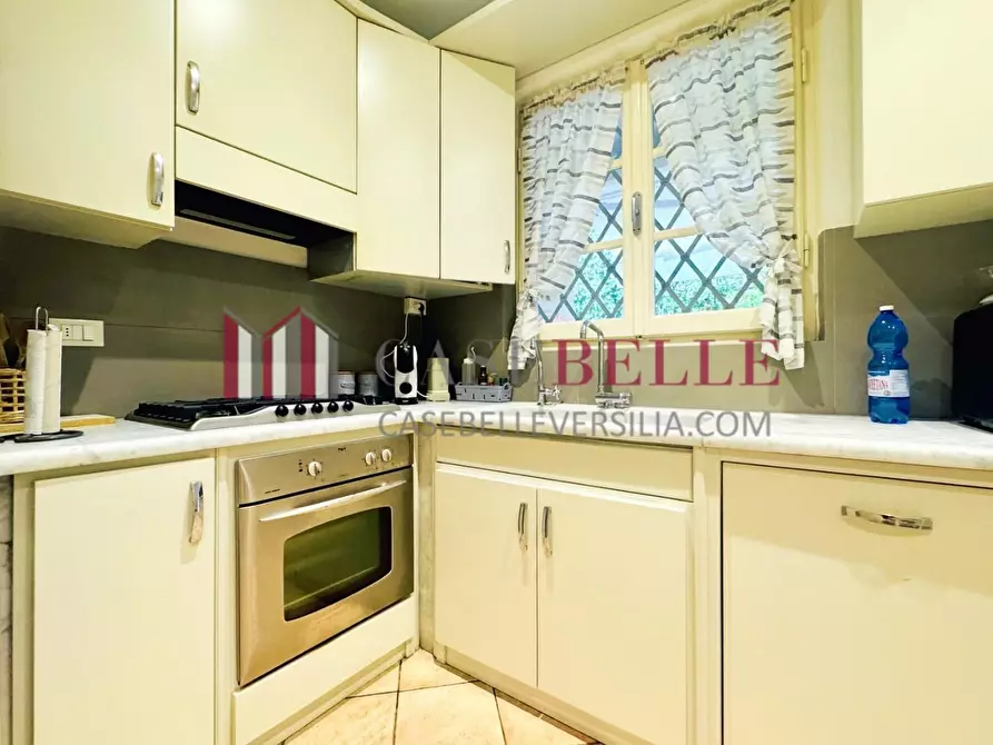 Immagine 8 di Casa indipendente in affitto  a Forte Dei Marmi