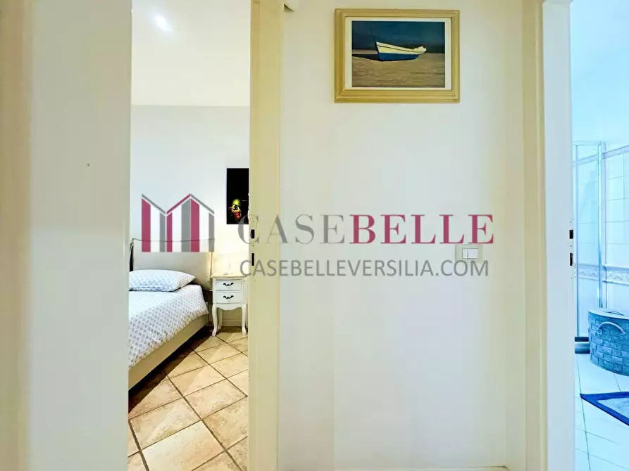 Immagine 28 di Casa indipendente in affitto  a Forte Dei Marmi