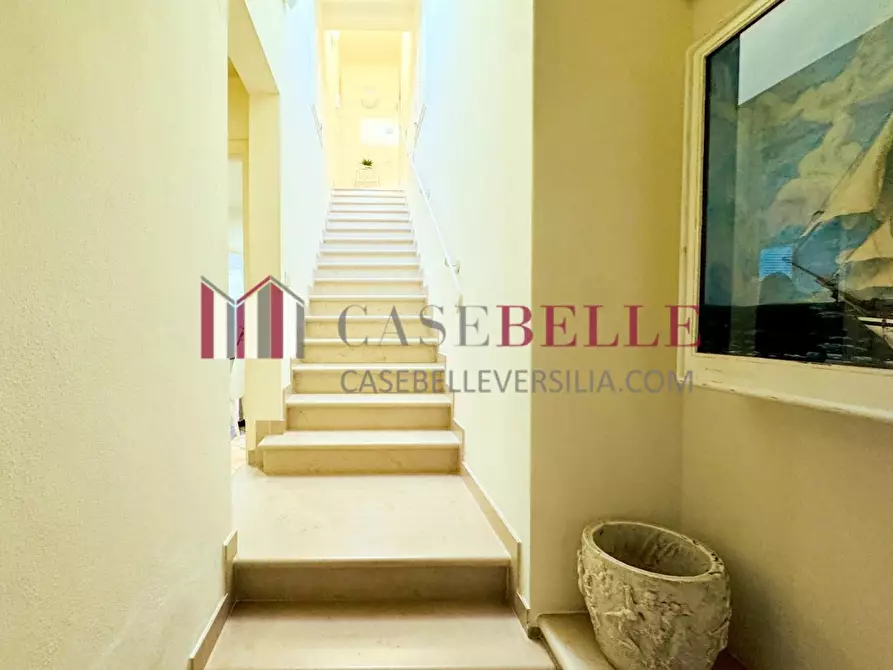 Immagine 25 di Casa indipendente in affitto  a Forte Dei Marmi