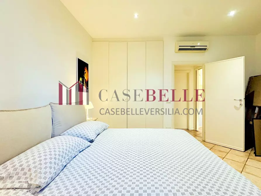 Immagine 32 di Casa indipendente in affitto  a Forte Dei Marmi