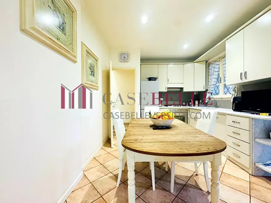 Immagine 6 di Casa indipendente in affitto  a Forte Dei Marmi