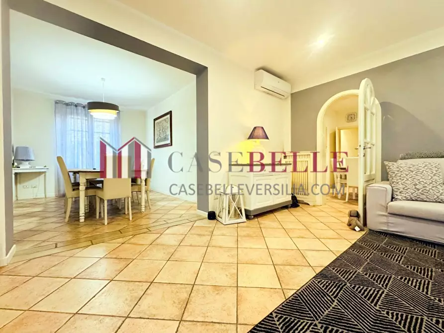 Immagine 3 di Casa indipendente in affitto  a Forte Dei Marmi