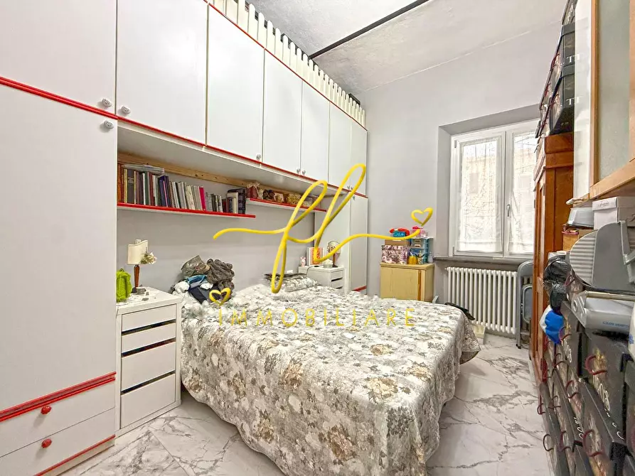 Immagine 17 di Appartamento in vendita  a Cecina