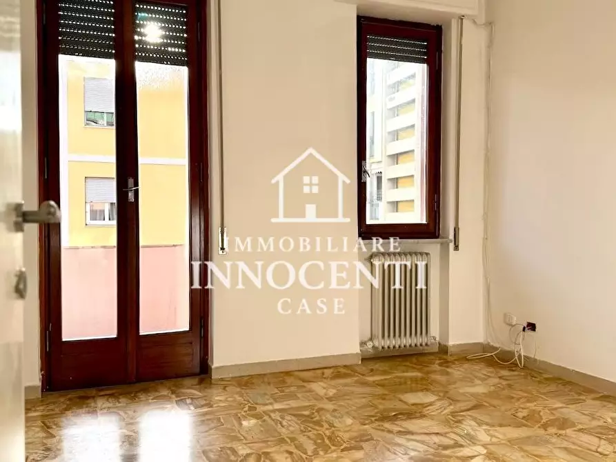 Immagine 13 di Appartamento in vendita  a Massa