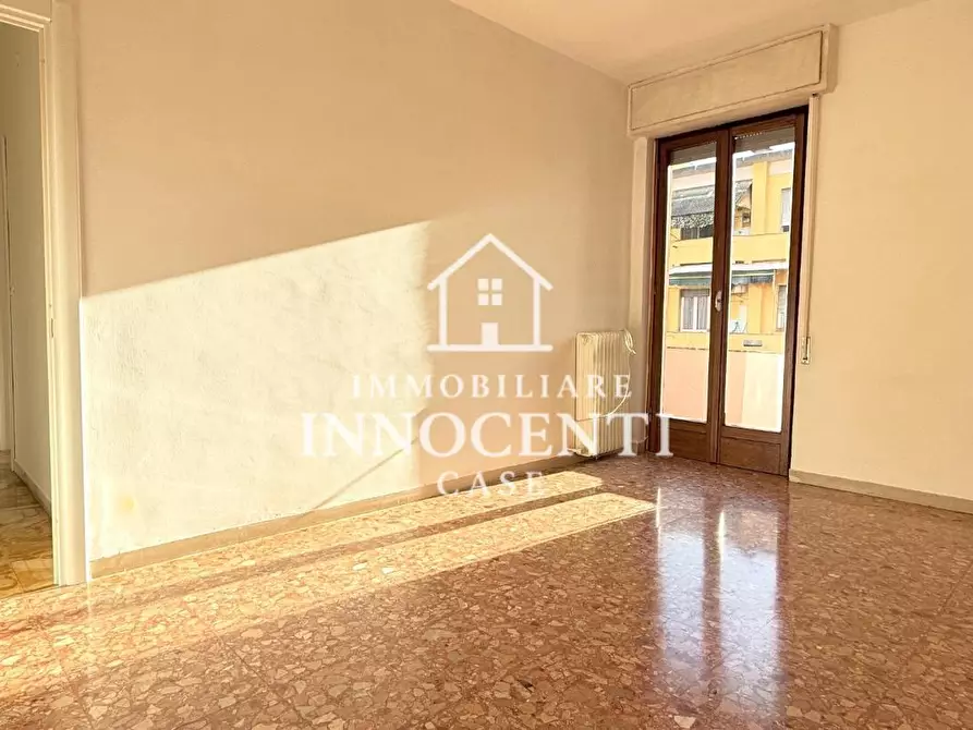 Immagine 7 di Appartamento in vendita  a Massa