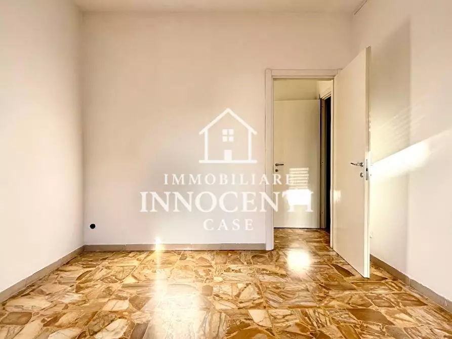 Immagine 14 di Appartamento in vendita  a Massa