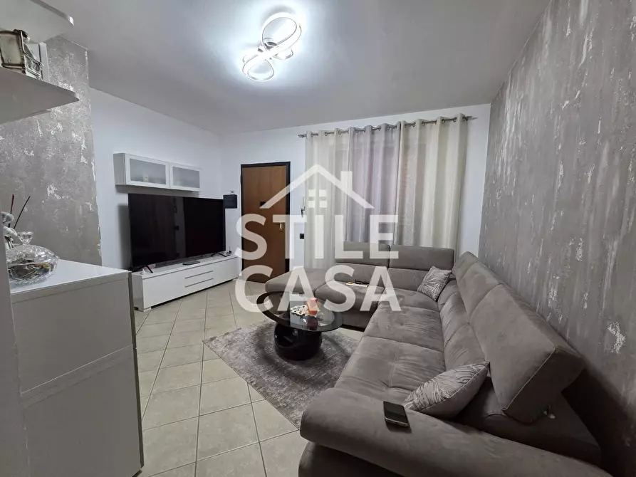 Immagine 1 di Villetta a schiera in vendita  a Porcari