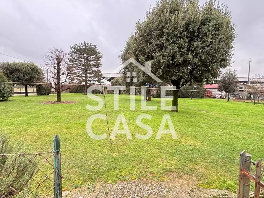 Immagine 26 di Villa in vendita  a Porcari