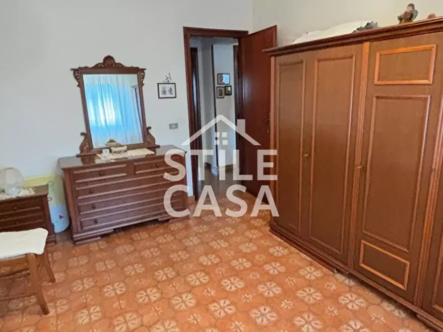 Immagine 15 di Villa in vendita  a Porcari