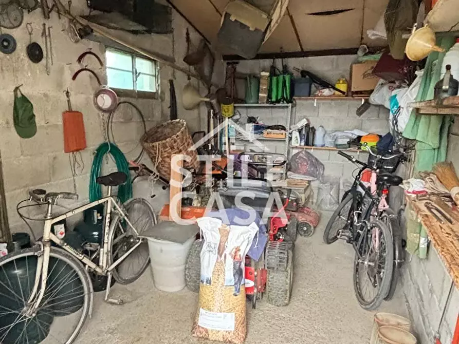 Immagine 25 di Villa in vendita  a Porcari