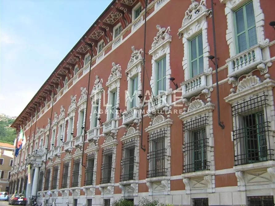 Immagine 7 di Villetta a schiera in vendita  a Massa