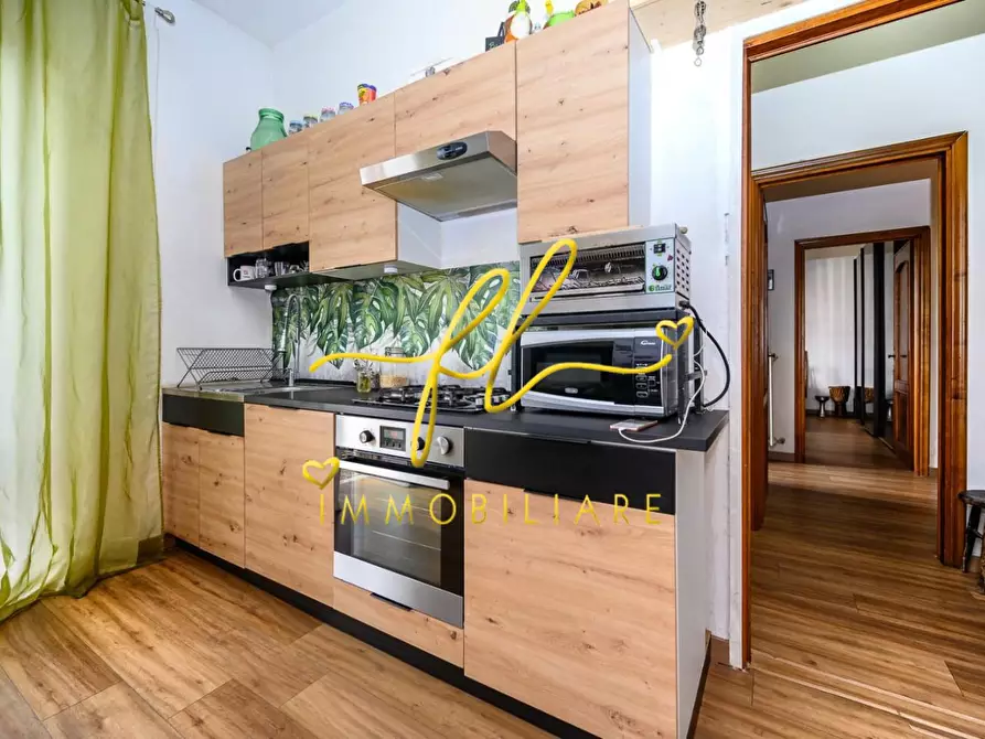 Immagine 17 di Villa in vendita  a Collesalvetti