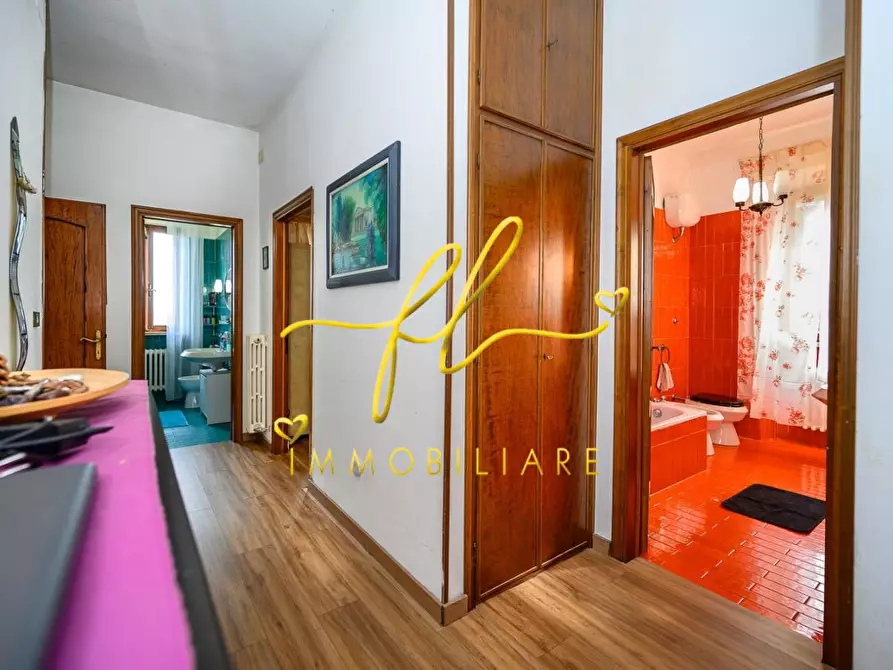 Immagine 43 di Villa in vendita  a Collesalvetti