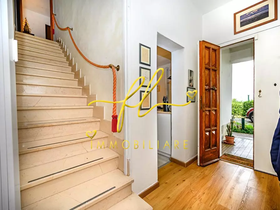 Immagine 29 di Villa in vendita  a Collesalvetti