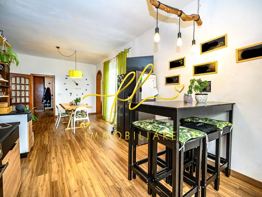 Immagine 14 di Villa in vendita  a Collesalvetti