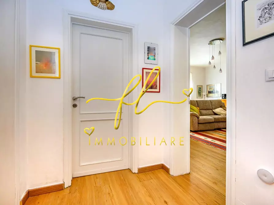 Immagine 30 di Villa in vendita  a Collesalvetti