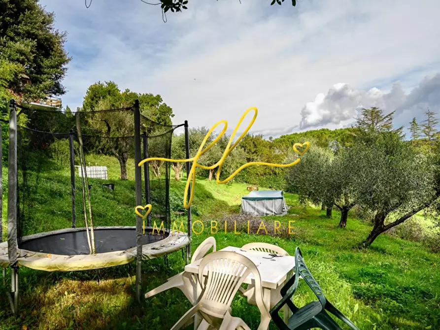 Immagine 66 di Villa in vendita  a Collesalvetti