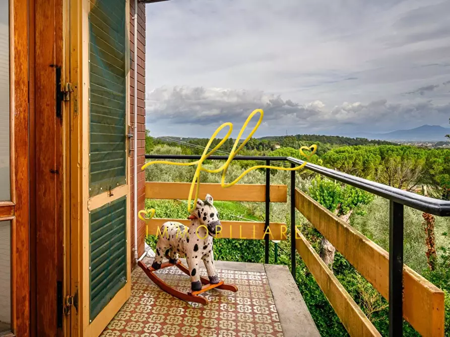 Immagine 58 di Villa in vendita  a Collesalvetti