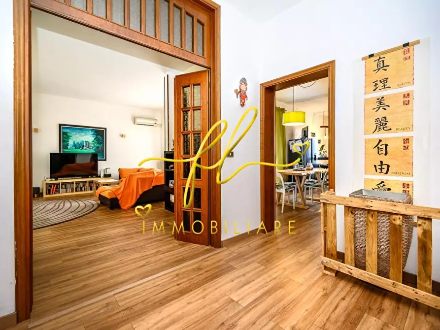 Immagine 9 di Villa in vendita  a Collesalvetti