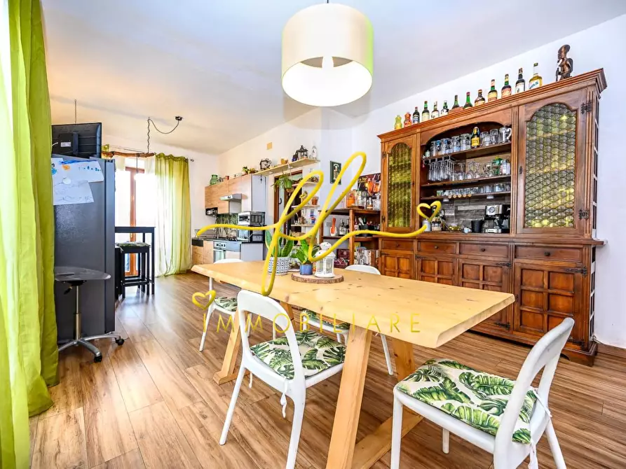 Immagine 12 di Villa in vendita  a Collesalvetti