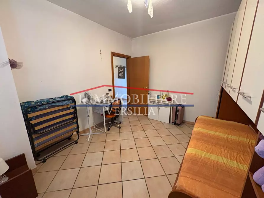 Immagine 23 di Appartamento in vendita  a Montignoso