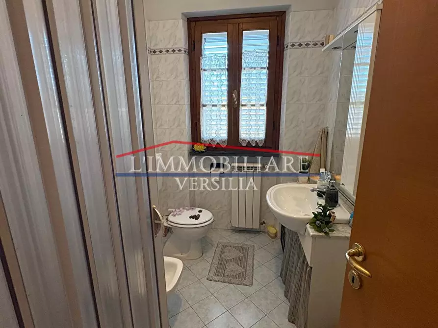 Immagine 20 di Appartamento in vendita  a Montignoso