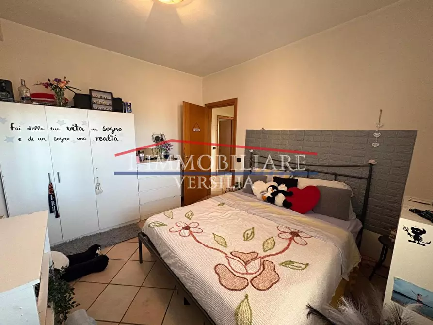 Immagine 19 di Appartamento in vendita  a Montignoso