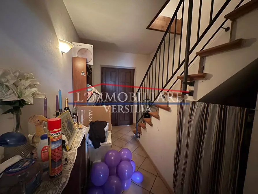 Immagine 24 di Appartamento in vendita  a Montignoso