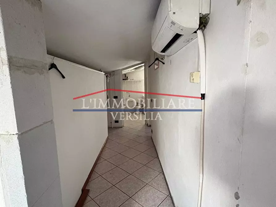 Immagine 28 di Appartamento in vendita  a Montignoso