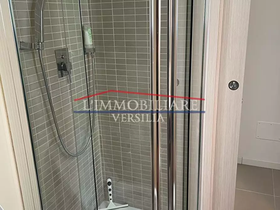 Immagine 32 di Casa trifamiliare in vendita  a Montignoso