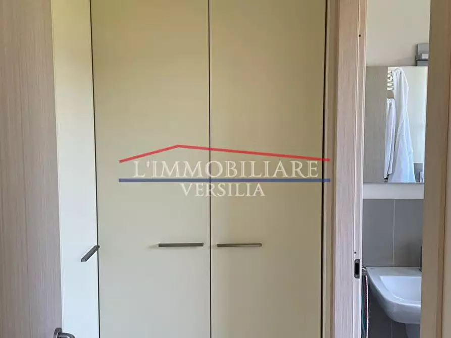 Immagine 33 di Casa trifamiliare in vendita  a Montignoso