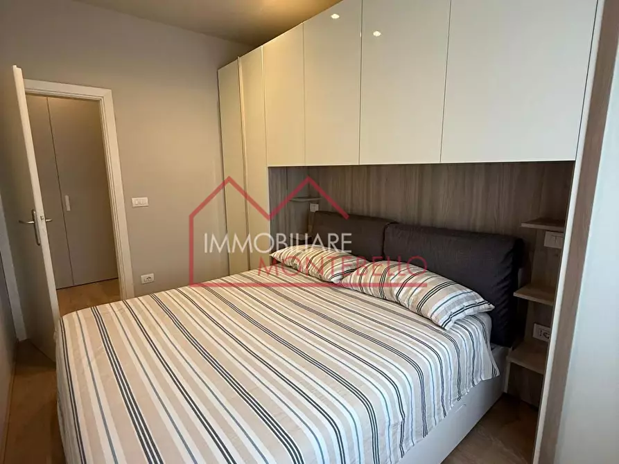 Immagine 11 di Appartamento in vendita  a Viareggio