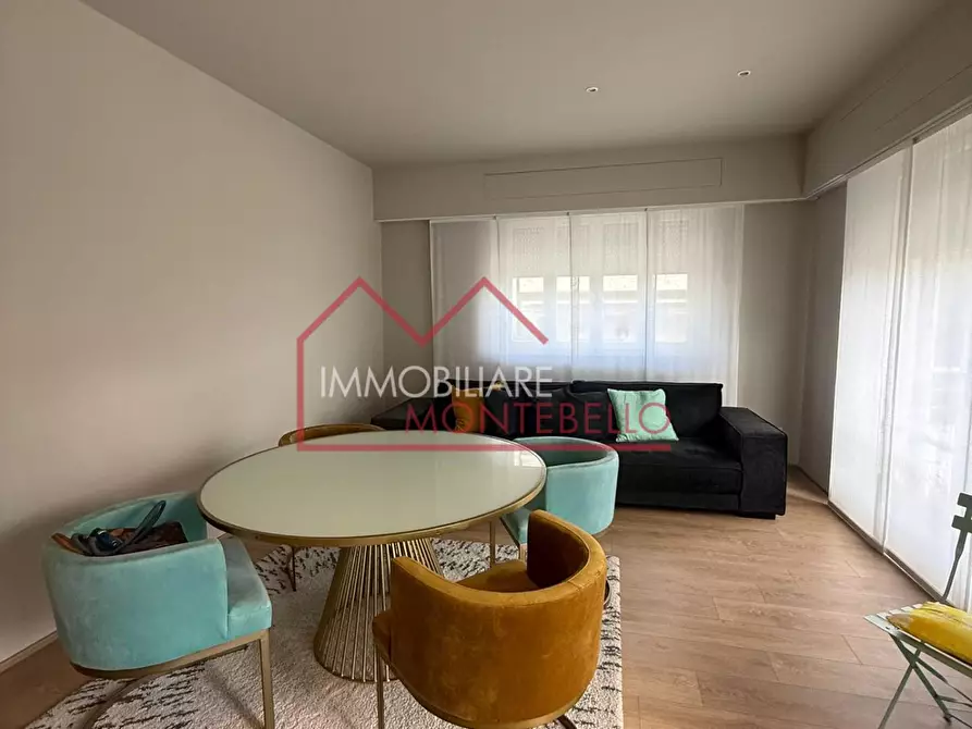 Immagine 5 di Appartamento in vendita  a Viareggio