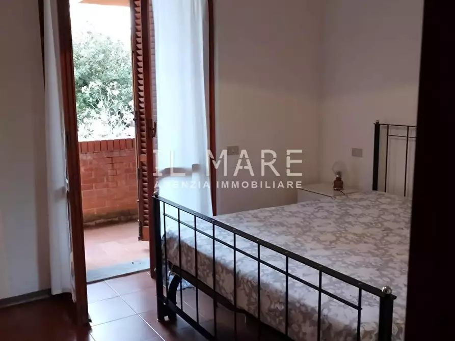 Immagine 8 di Villetta a schiera in vendita  a Massa