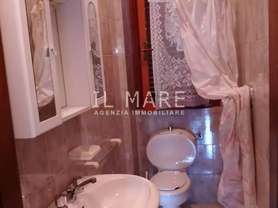 Immagine 12 di Villetta a schiera in vendita  a Massa