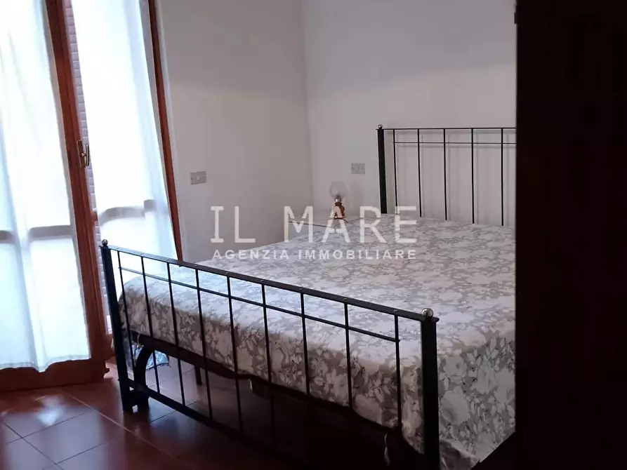 Immagine 7 di Villetta a schiera in vendita  a Massa