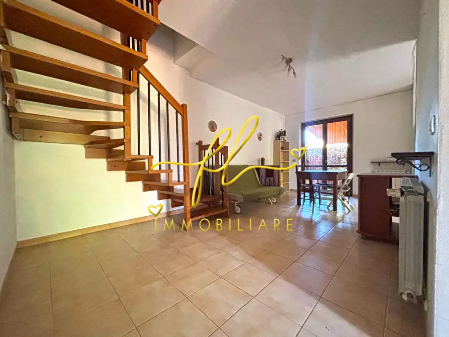 Immagine 2 di Appartamento in vendita  a Castagneto Carducci