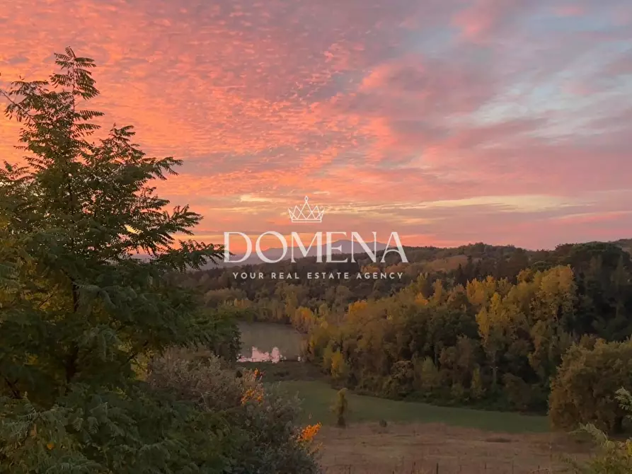 Immagine 8 di Villa in vendita  a Siena