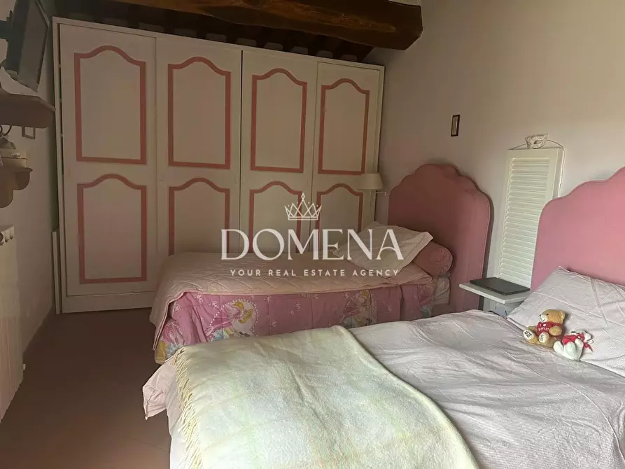 Immagine 26 di Villa in vendita  a Siena