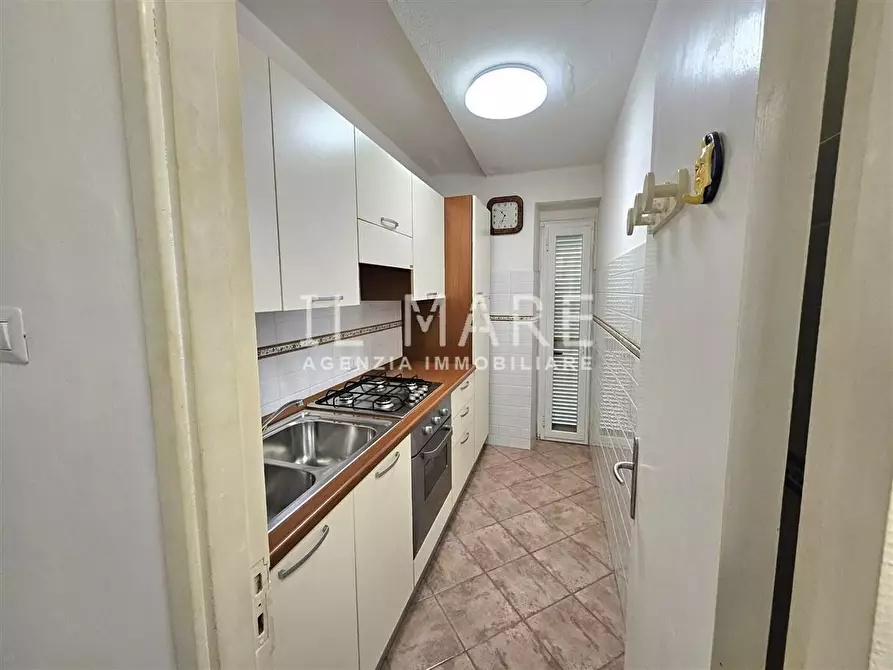 Immagine 8 di Appartamento in vendita  a Massa