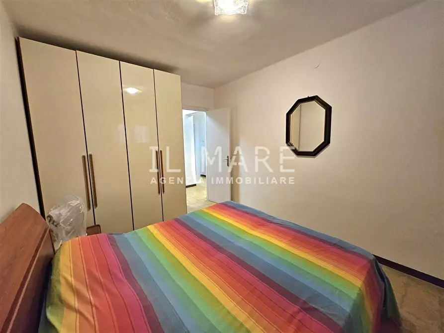 Immagine 17 di Appartamento in vendita  a Massa