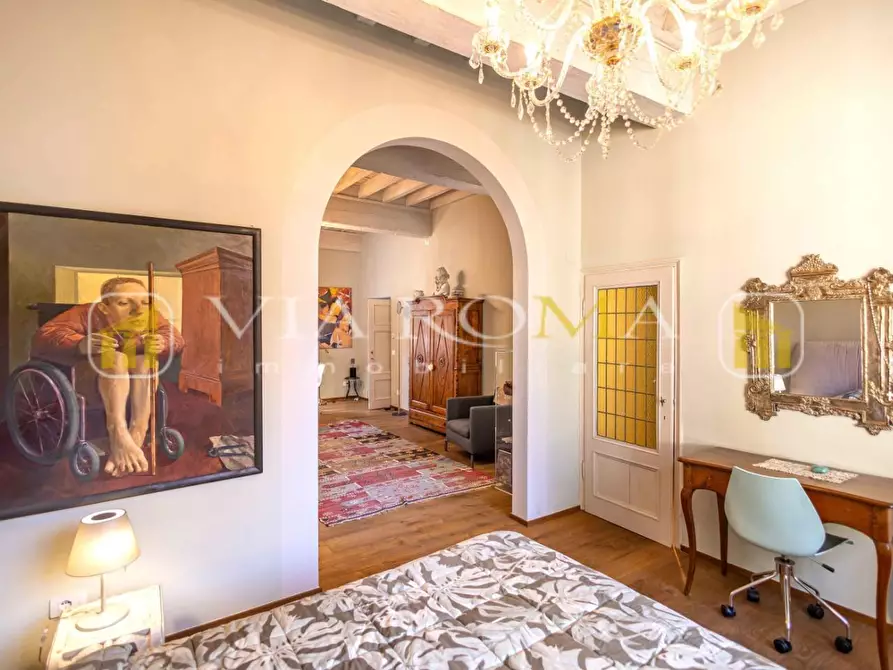 Immagine 7 di Appartamento in vendita  a Lucca