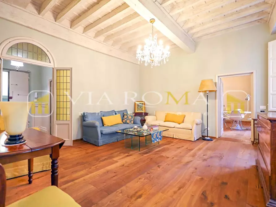 Immagine 2 di Appartamento in vendita  a Lucca