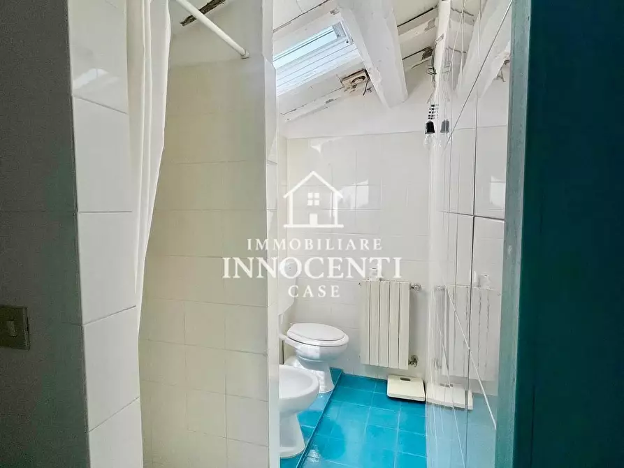 Immagine 11 di Appartamento in vendita  a Massa