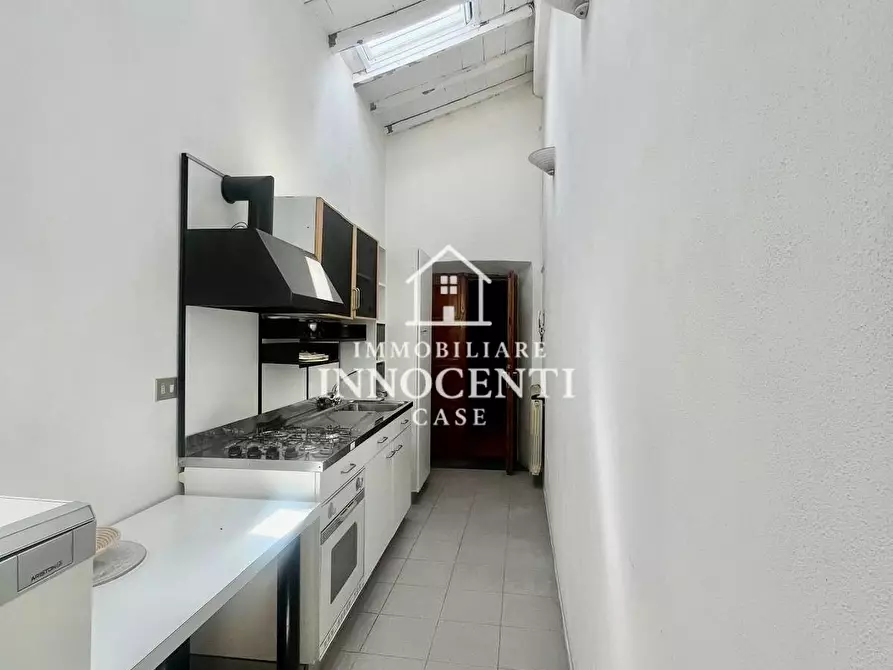 Immagine 3 di Appartamento in vendita  a Massa